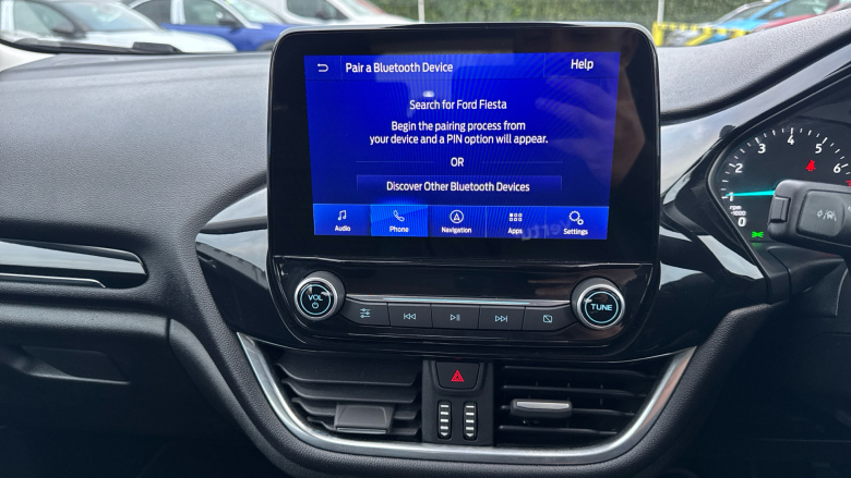 Ford Fiesta 1.1 Zetec 3dr Petrol Hatchback